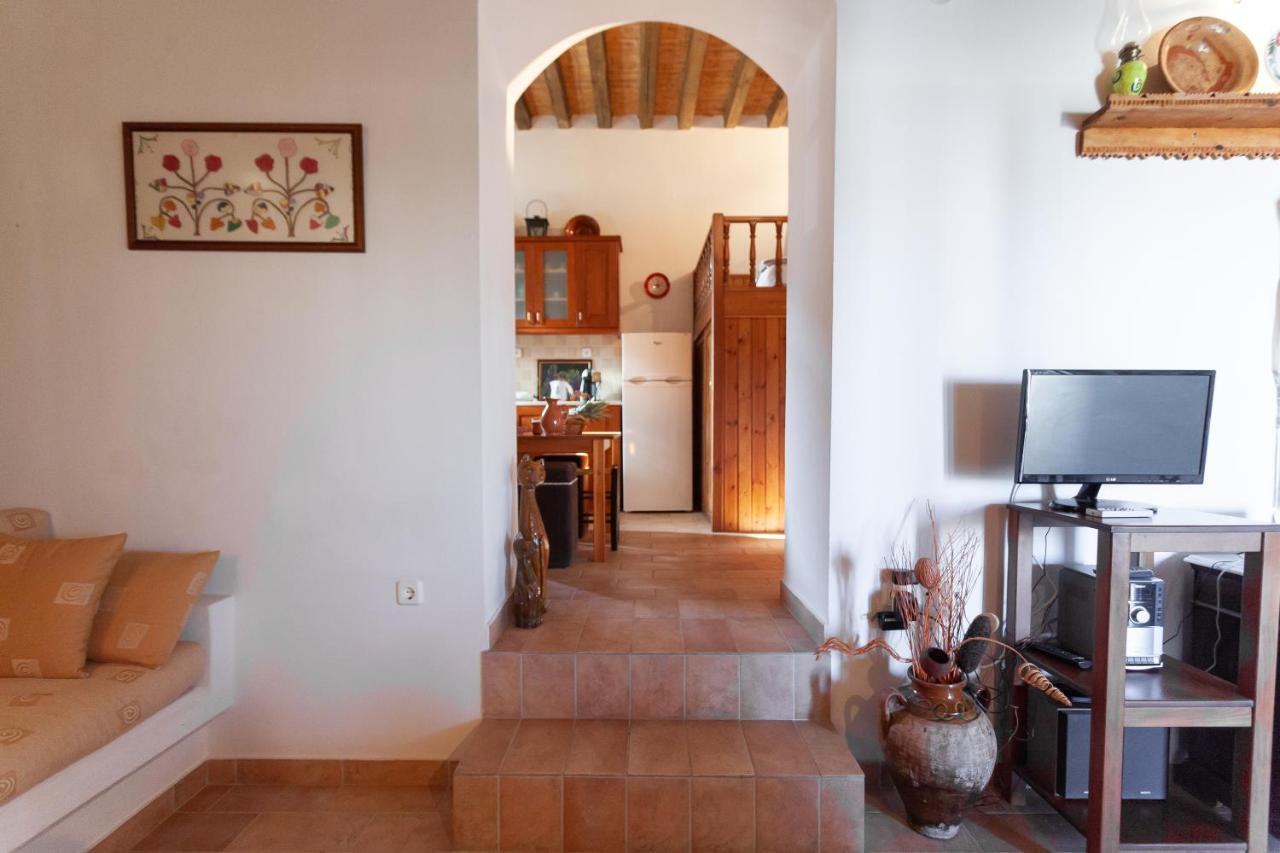 Batu Vacation House Monolithos  Eksteriør bilde